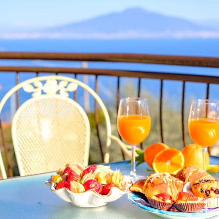 VILLA CARUSO PRIVATE HEATED POOL & SEA VIEW - Three-Bedroom Villa - 36