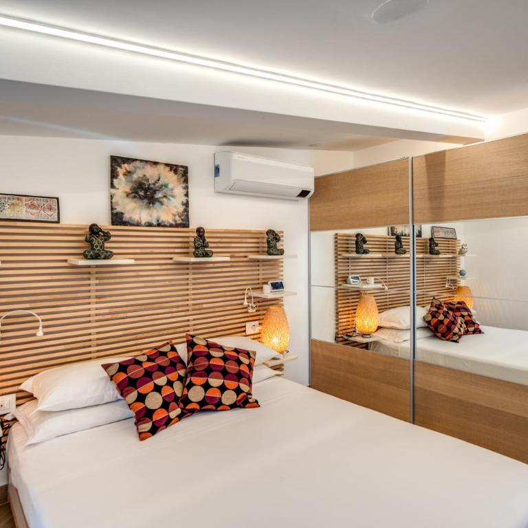 VILLA CARUSO PRIVATE HEATED POOL & SEA VIEW - Three-Bedroom Villa - 21