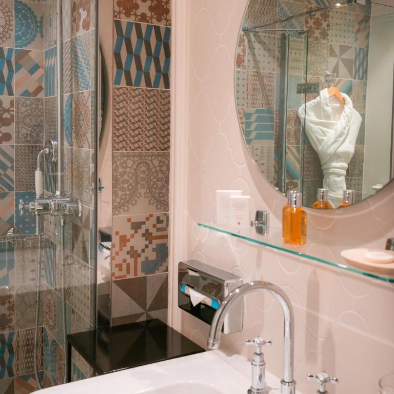 Ermitage de l'Oasis & Spa - Cannes Mandelieu - Chambre Double Deluxe avec Balcon - Vue sur Mer - 3