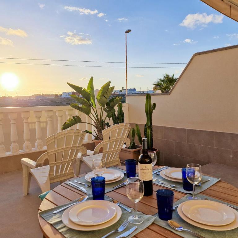 MEDANO4YOU Allwaves Holiday Home - Casa de 3 dormitorios - 35