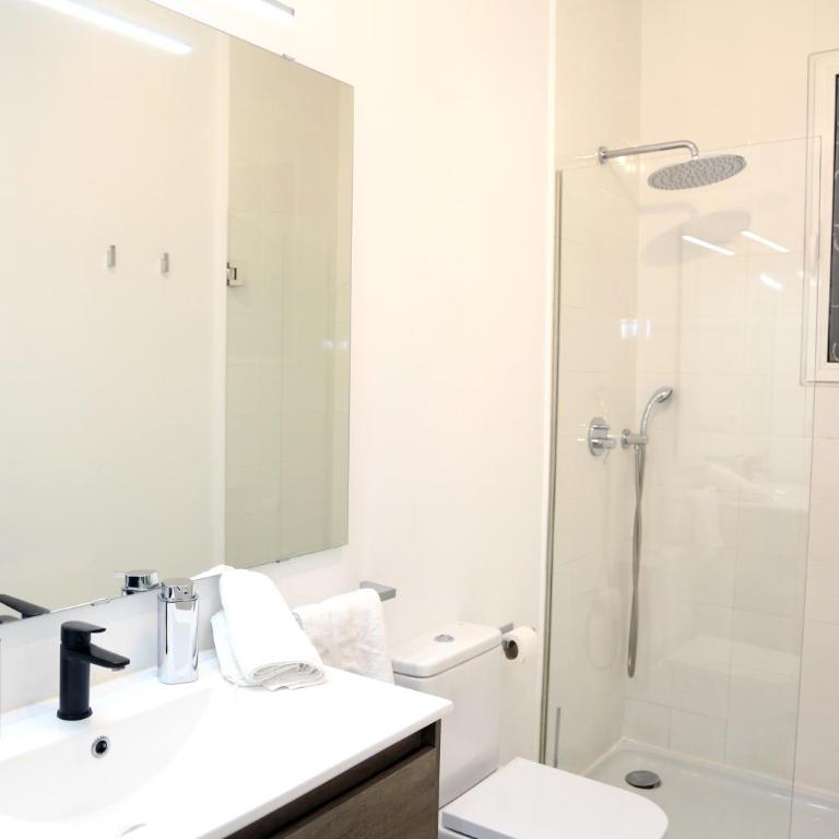 PISO EXCLUSIVO FRENTE AL CASCO VIEJO CON PARKING GRATIs - Apartment - 33