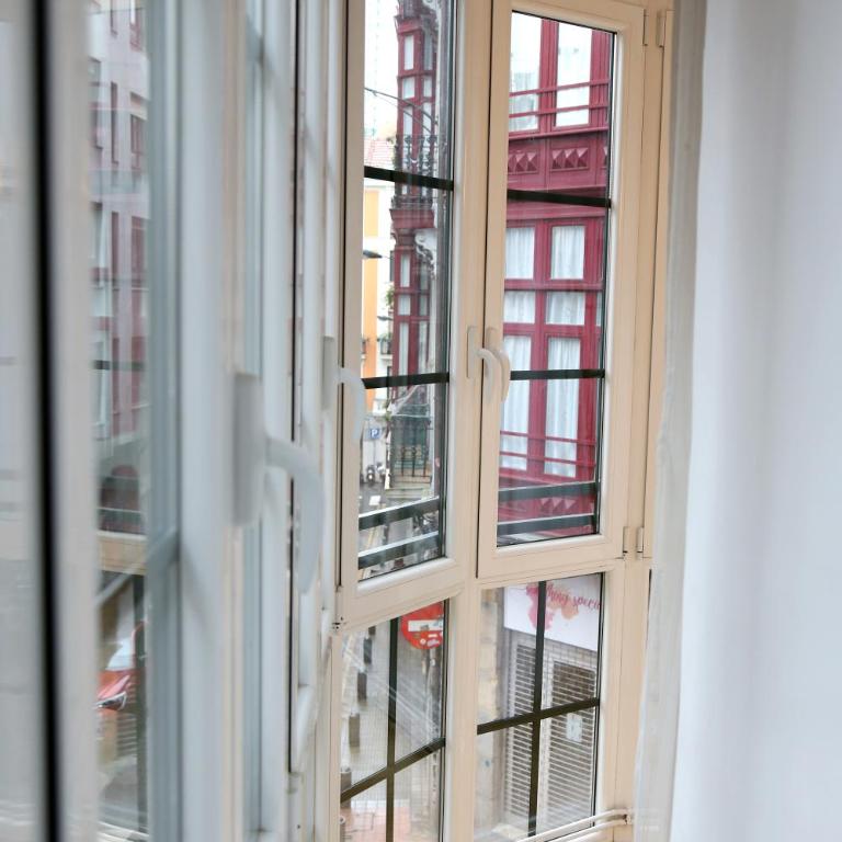 PISO EXCLUSIVO FRENTE AL CASCO VIEJO CON PARKING GRATIs - Apartment - 11
