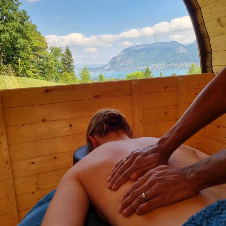 Les Ô d'Annecy - Chambre Double Supérieure - Vue sur Lac - 4