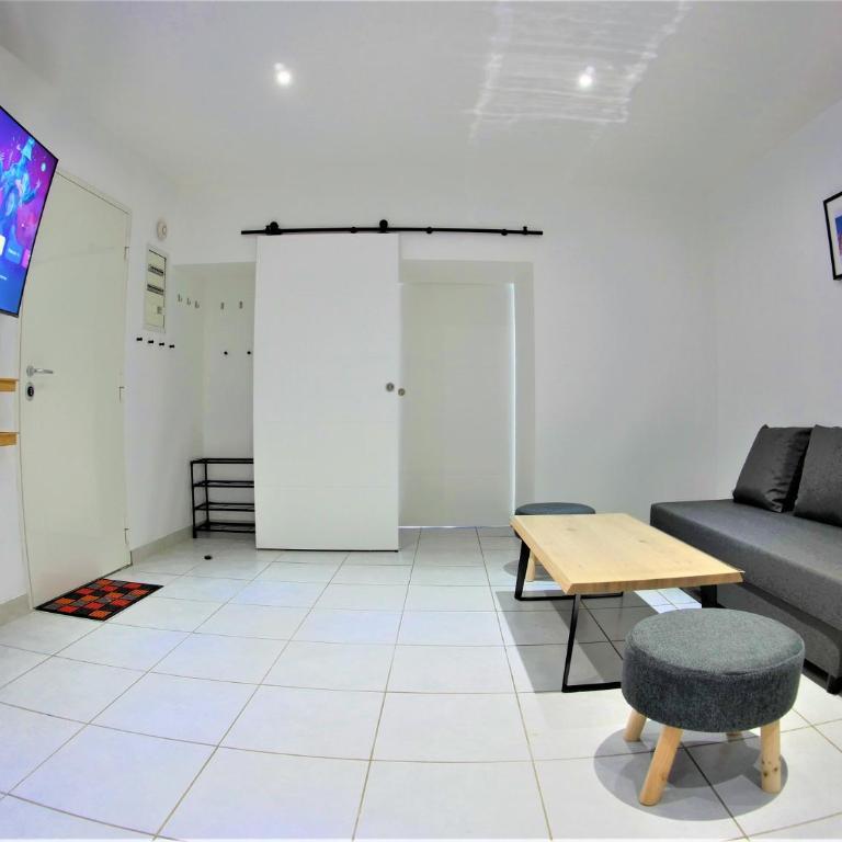 Le Salsero T4 de 93m2 en centre avec billard clim Prime vidéo Wifi fibre - Apartment mit 3 Schlafzimmern - 22