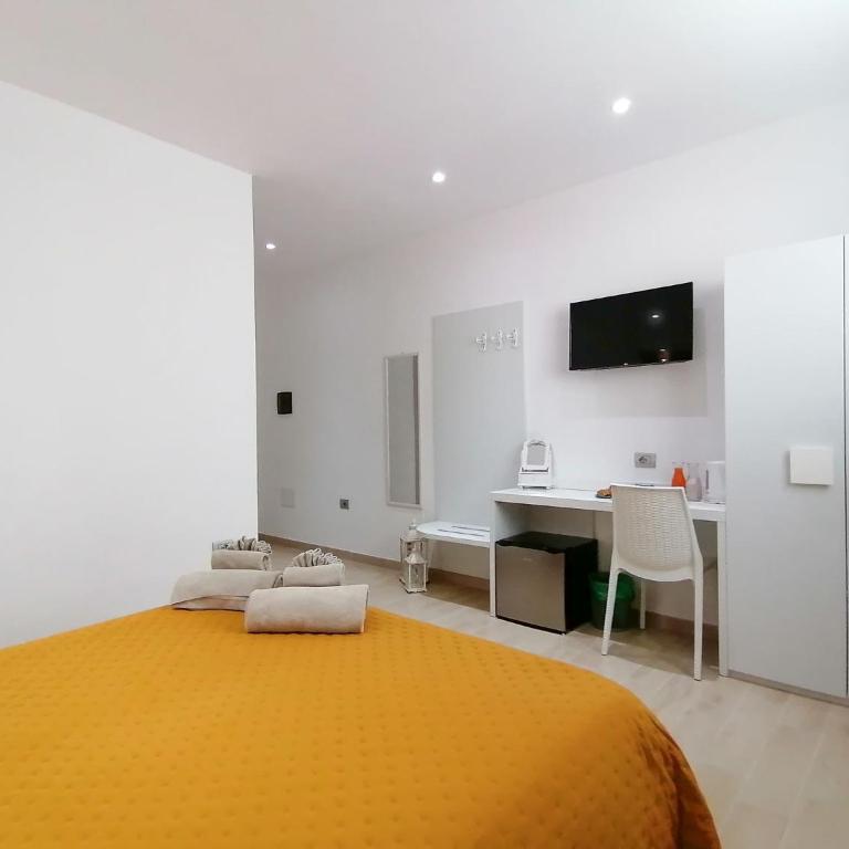 Suite Charme Experience - Camera Matrimoniale Standard - 9