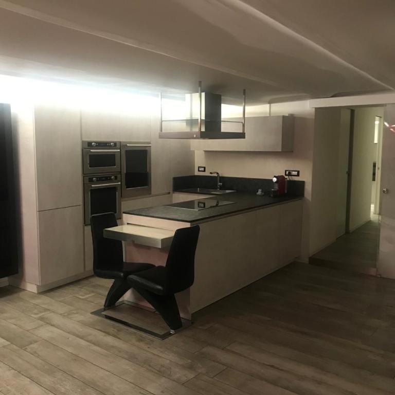 Eliver's House - Appartamento con 3 Camere da Letto - 2