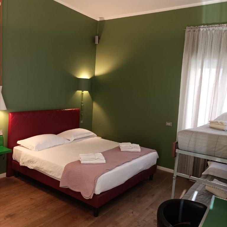 Rooms Via Diaz - Camera Familiare Superior - 2