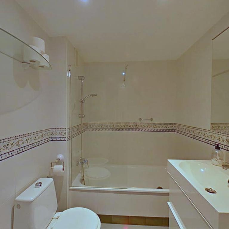 Tranquilo , soleado cerca de la playa - Apartamento de 1 dormitorio - 13