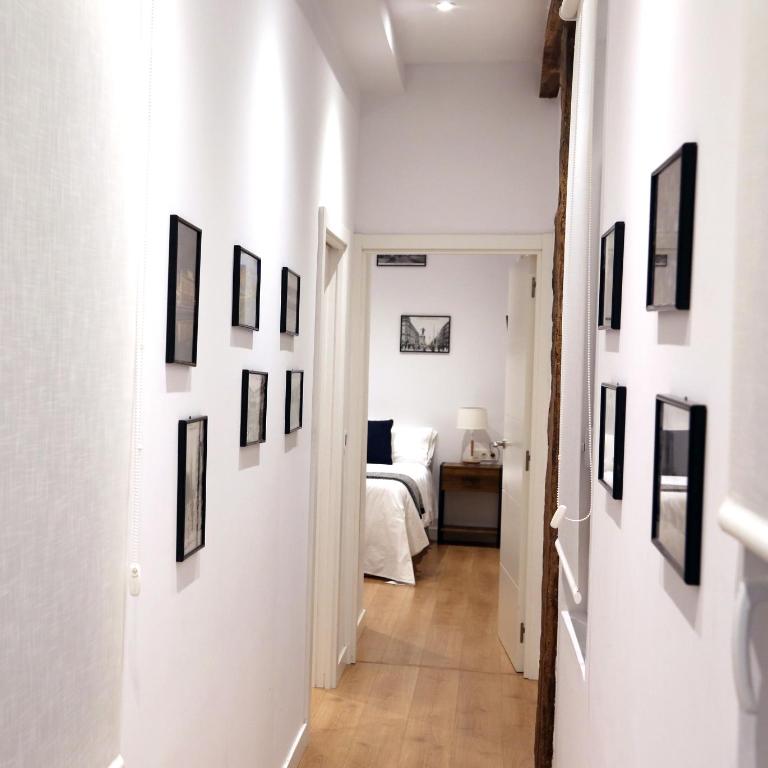 Piso Moderno a 2 minutos del Casco Viejo con Parking Gratis - Two-Bedroom Apartment - 22