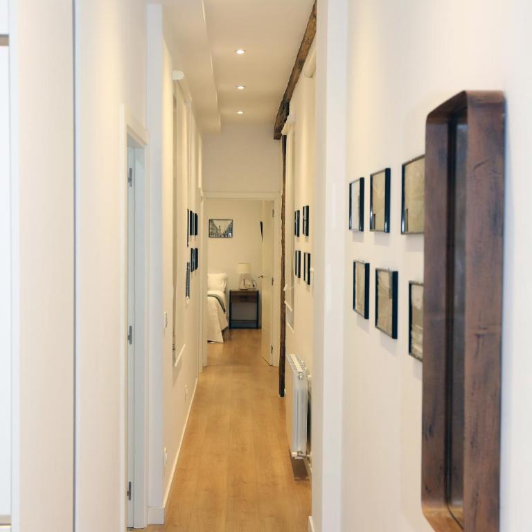 Piso Moderno a 2 minutos del Casco Viejo con Parking Gratis - Two-Bedroom Apartment - 20