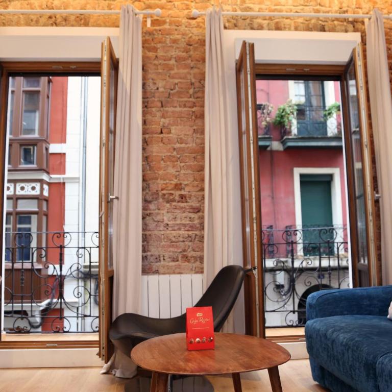 Piso Moderno a 2 minutos del Casco Viejo con Parking Gratis - Two-Bedroom Apartment - 9
