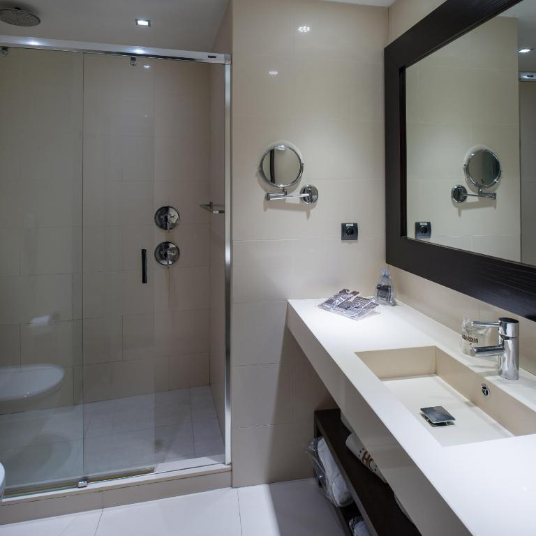 Catalonia Avinyo - Superior Double or Twin Room - 4