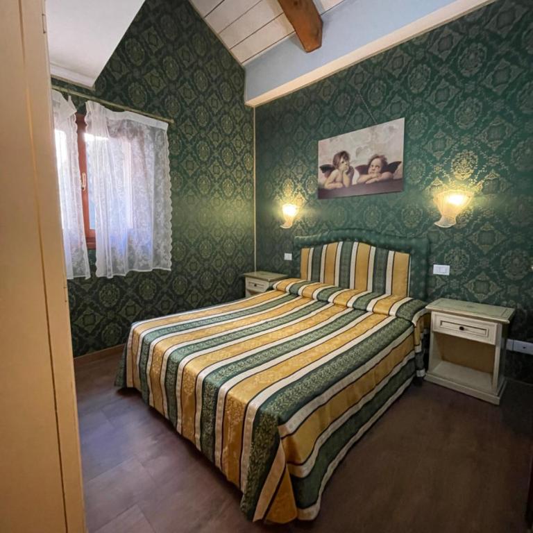 Residenza La Campana - Camera Matrimoniale - 5