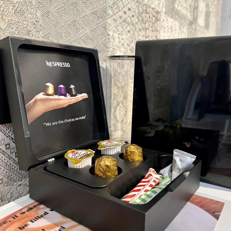 Capital Hotel Garni - Executive Dvokrevetna Soba s Bračnim Krevetom/Zasebnim Krevetima - 1