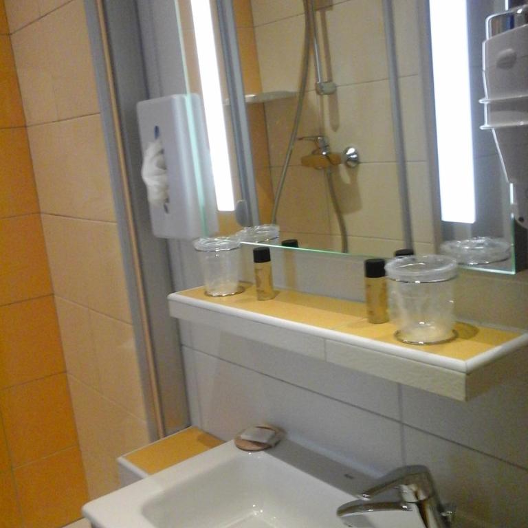 Hôtel Carmin - Chambre Double Supérieure - 12