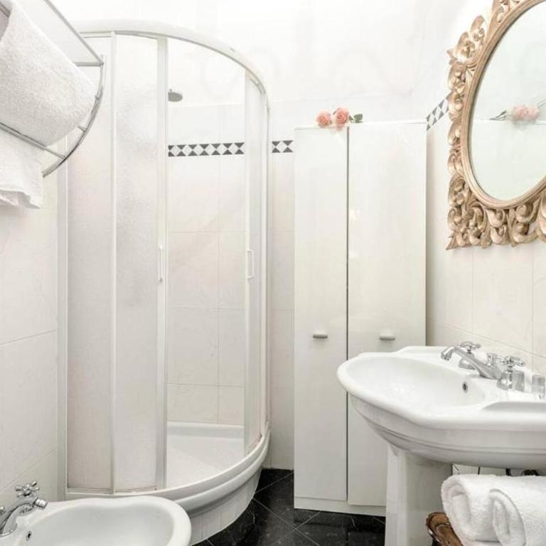 My Guest in Florence - Appartamento con 2 Camere da Letto - 1