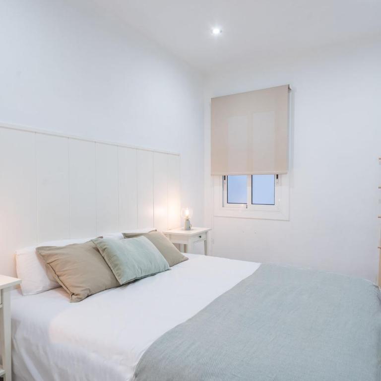 Apartment Next to Sagrada Familia, the Essence of Barcelona - Apartment - 15