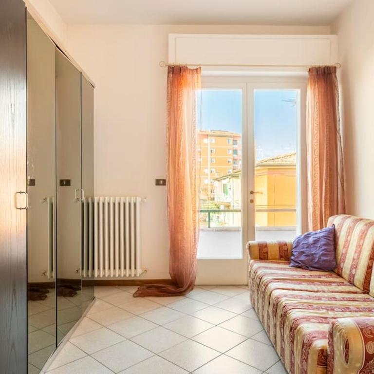 Chic Italian Escape - Casa Vacanze Lorusso - Three-Bedroom Apartment - 20