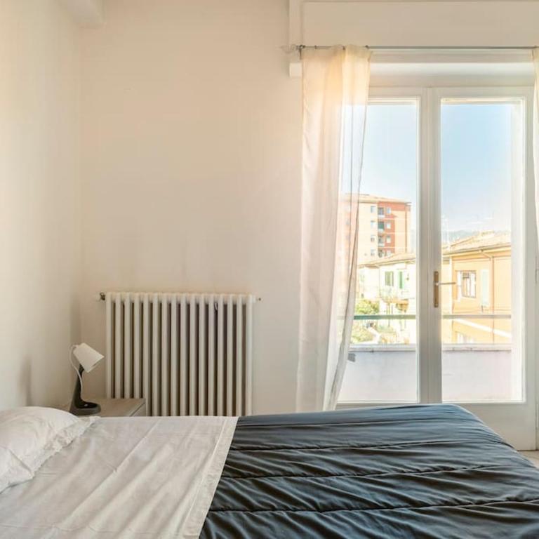 Chic Italian Escape - Casa Vacanze Lorusso - Three-Bedroom Apartment - 16