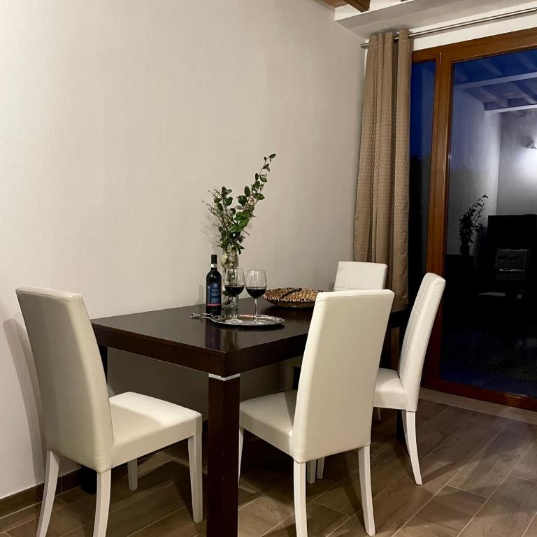 Agriturismo La Corte del Sole - Appartamento con 2 Camere da Letto - 40