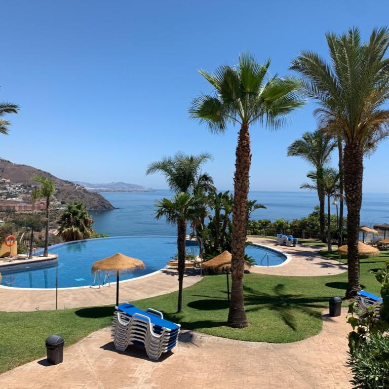 Adosado con piscina a 5 minutos de la playa - Villa - 16