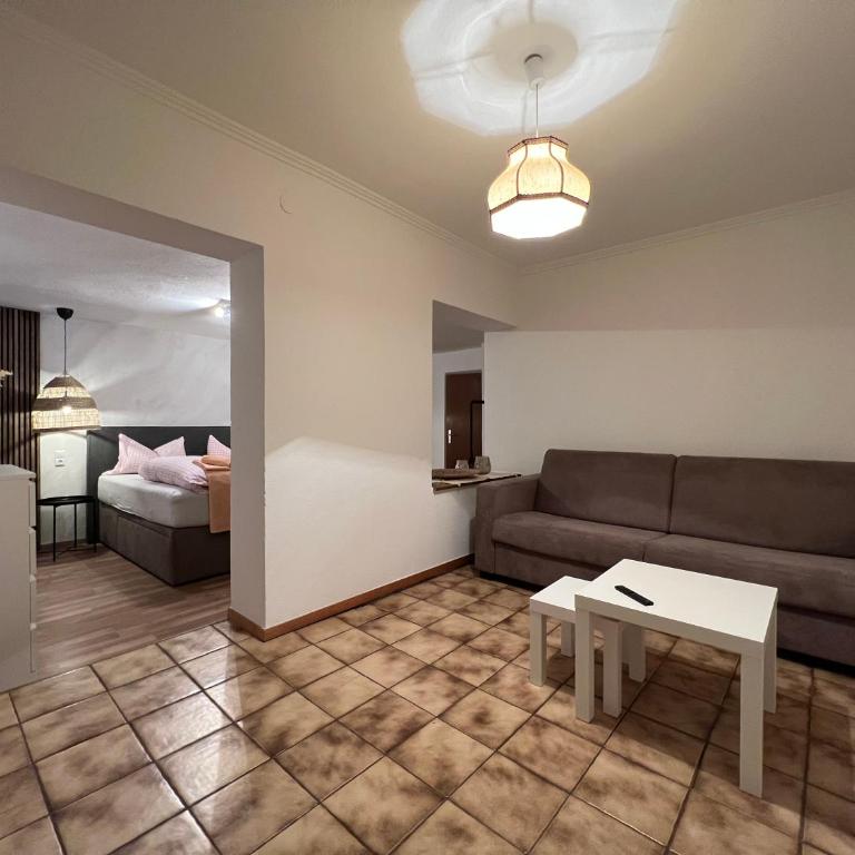 Haus Anton Sölden - Apartments & Zimmer - Apartment mit 3 Schlafzimmern - 2