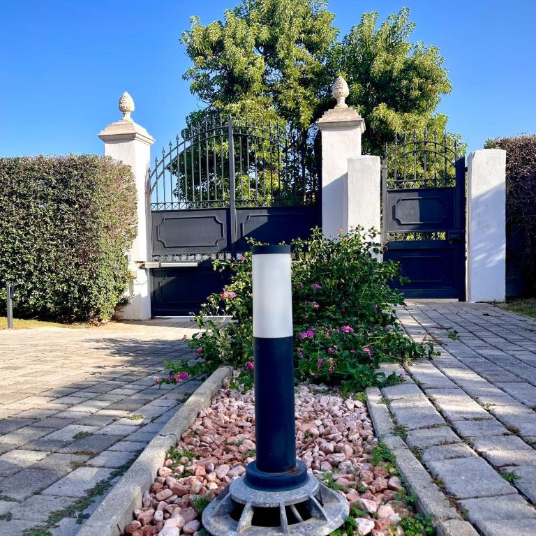 Villa Pignatelli - Quadruple Room with Sea View - 27