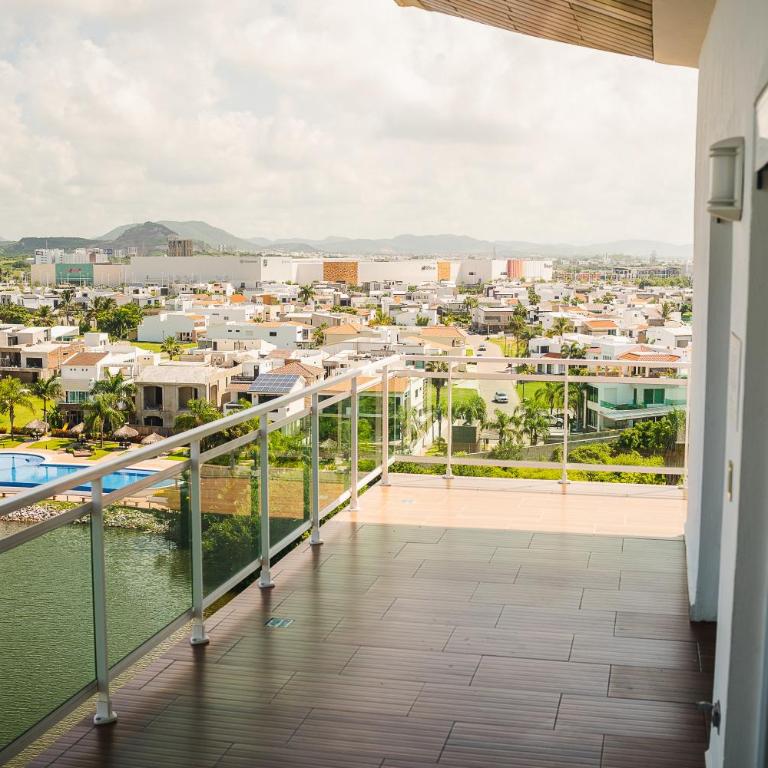 Depa panorámico vista la marina by G P S rentas - Two-Bedroom Apartment - 14