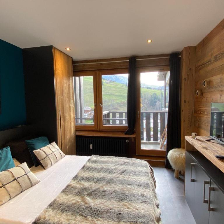 T2 + Coin Nuit 6 Pers, Sud, Wifi, La Clusaz - FR-1-437-99 - Appartement - 7