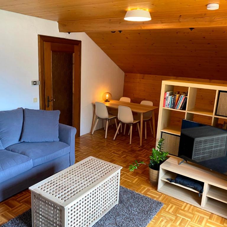 Haus JoLoMo - Apartment mit Blick auf die Berge - 10