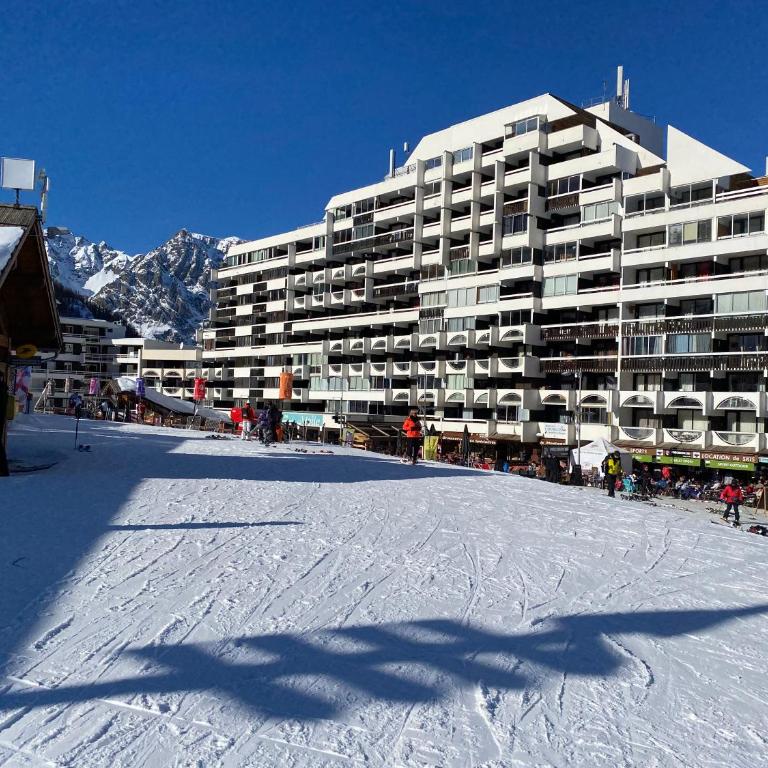 Studio Puy Saint Vincent 1600 aux pieds des pistes - One-Bedroom Apartment - 19