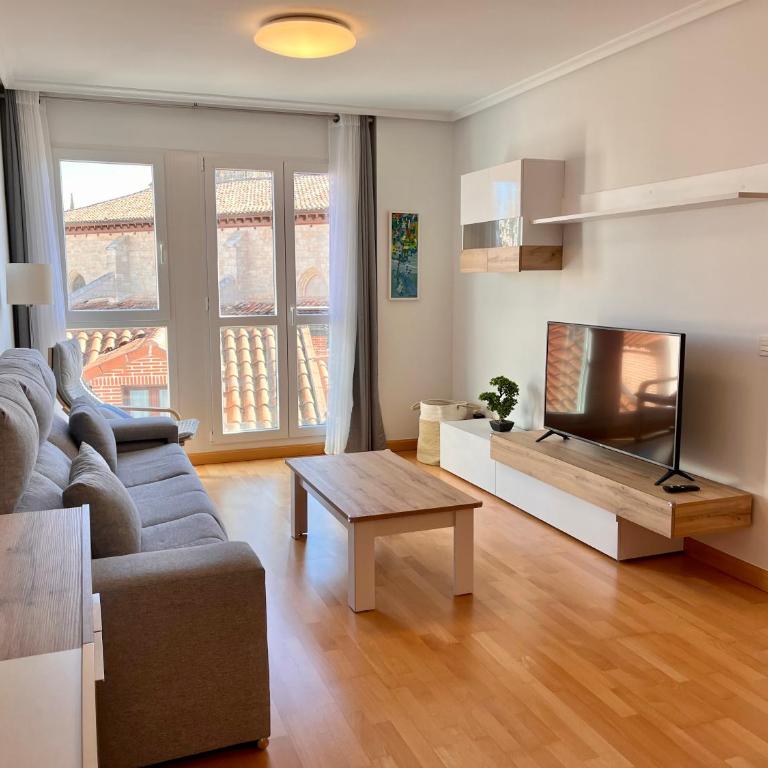AtuaireHome La Catedral en el salón con parking incluido - Apartamento de 2 dormitorios - 4
