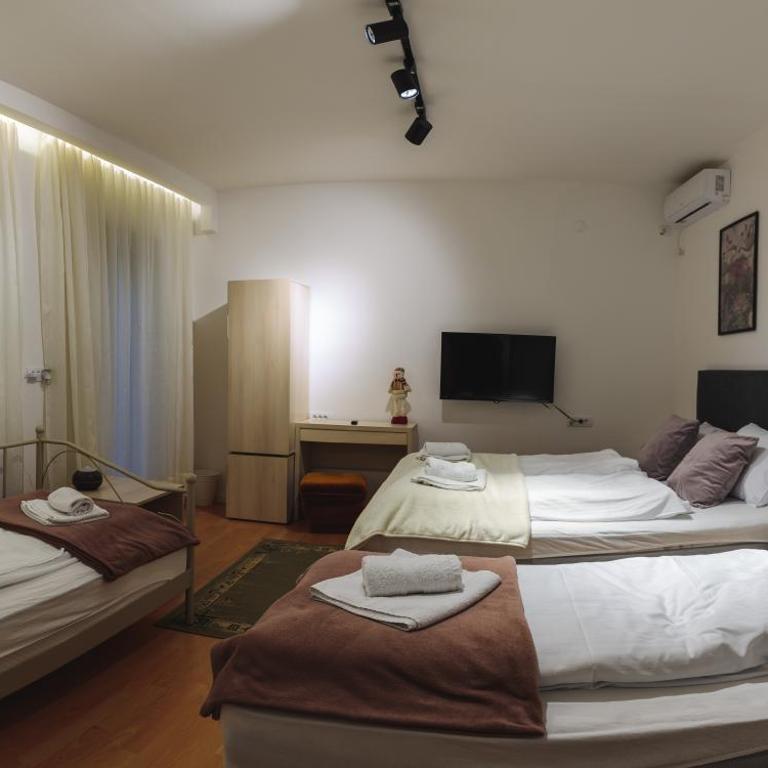 MyHome2 - Two-Bedroom Apartment - 11