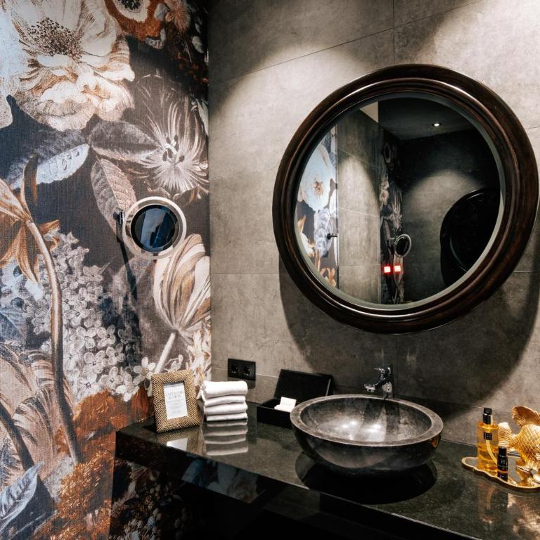 Aiola Living Boutique Hotel Graz - Deluxe Doppelzimmer mit Bad - 1