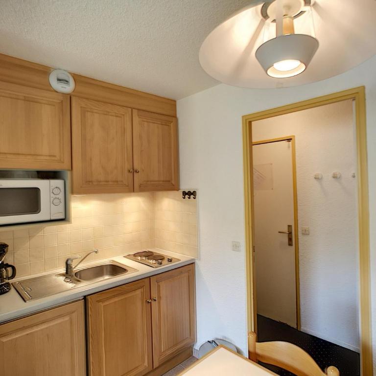Appartement économique 2 pièces, 4 pers, proche pistes, parking - Apartment mit 1 Schlafzimmer - 2