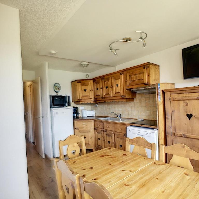 2 Pièces Cabine 6 Pers, Ski aux Pieds, Animaux Admis, Parking - Apartamento de 1 dormitorio - 7