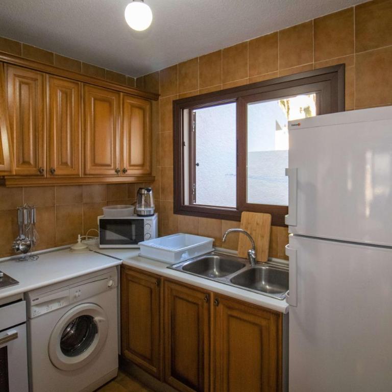 Adosado con piscina a 50 metros de la playa - Las Fuentes ALBERT VILLAS - Casa - 13
