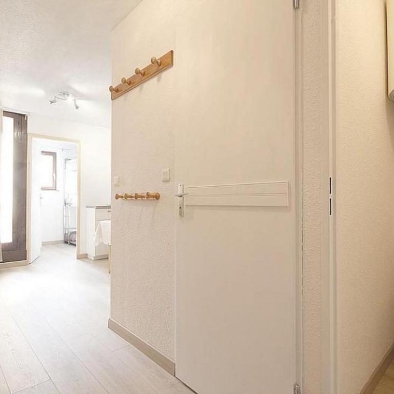 Beau 2P pour 5 pers, rénové, ski aux pieds, parking gratuit - FR-1-178-343 - Apartment (5 Erwachsene) - 8