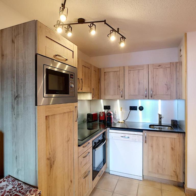 Beau 2 pièces rénové 4/5 pers, expo sud, parking couvert - FR-1-178-339 - Apartment (4 Adults) - 4