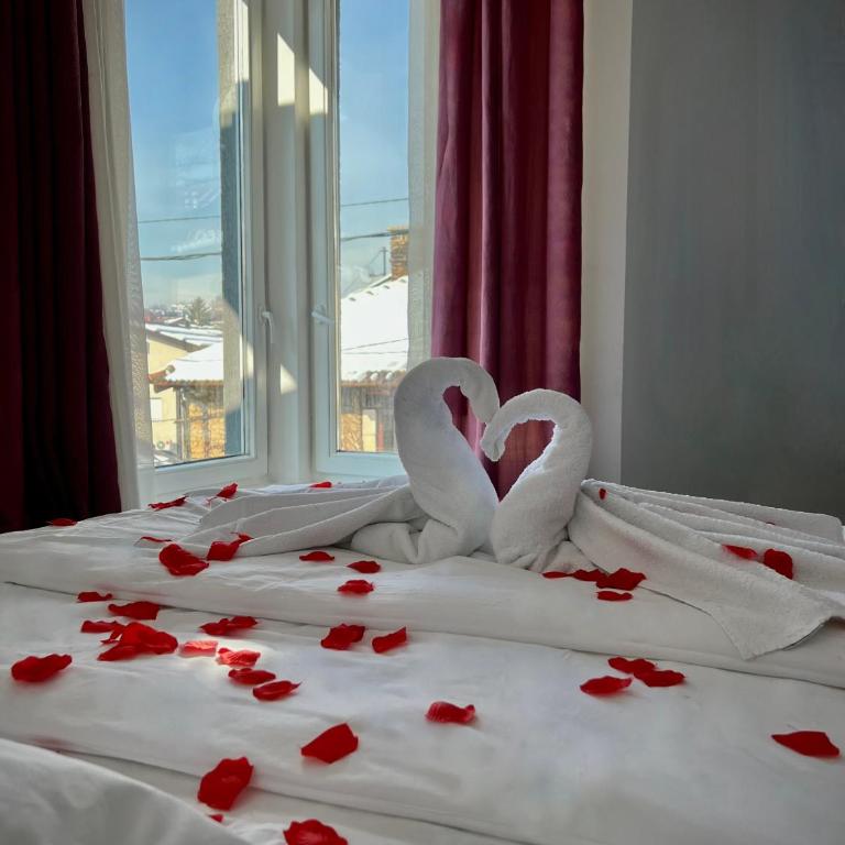 Hotel Begić - Dvokrevetna Soba sa Bračnim Krevetom - 1