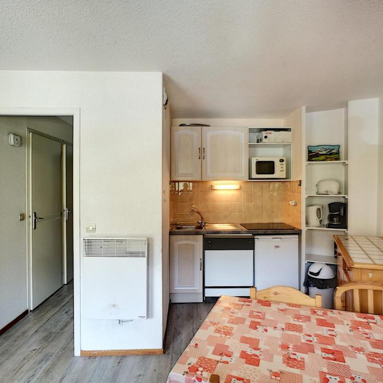 Studio cabine 4 pers, ski aux pieds, vue pistes - FR-1-178-105 - Studio - 2