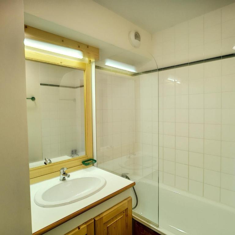 Ski aux pieds, 2 pièces, 5 pers, sud, Les Menuires - FR-1-178-186 - Apartment (5 Adults) - 5