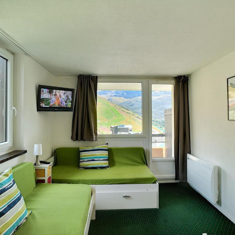 2 pièces 4 pers, balcon sud, parking, Les Menuires - Appartement 1 Chambre - 2
