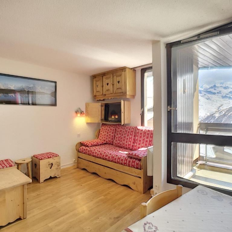 2 pièces rénové, au pied des pistes, pour 6 pers, Les Menuires - Apartment mit 1 Schlafzimmer - 5
