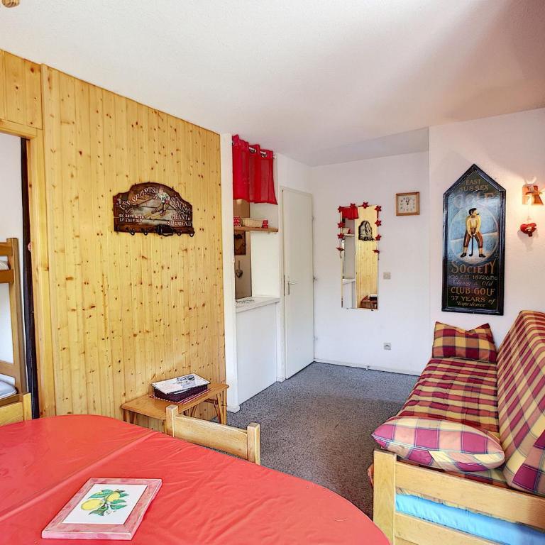 Les Menuires: Appartement 3 pièces, 6 pers, animaux admis - Two-Bedroom Apartment - 2