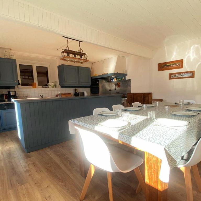 Appartement pour 14 pers, rénové, animaux acceptés, parking - FR-1-624-92 - Apartment - 2