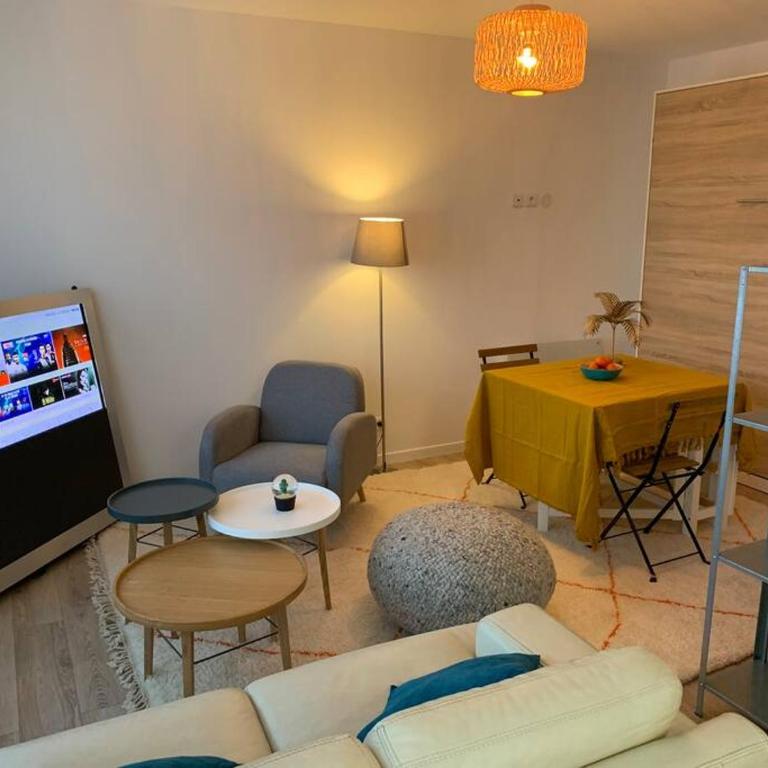 Studio de charme sous les pins au calme - One-Bedroom Apartment - 5