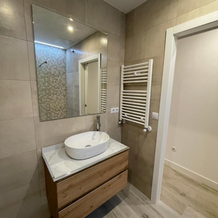 Apartamentos Barcelona - Iberia - Apartment with Terrace - 16