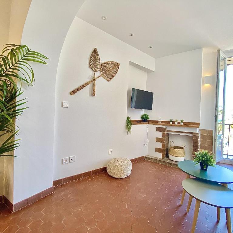 Sablettes Beach-plage-vue mer-centre ville - Studio - Vue sur Mer - 8