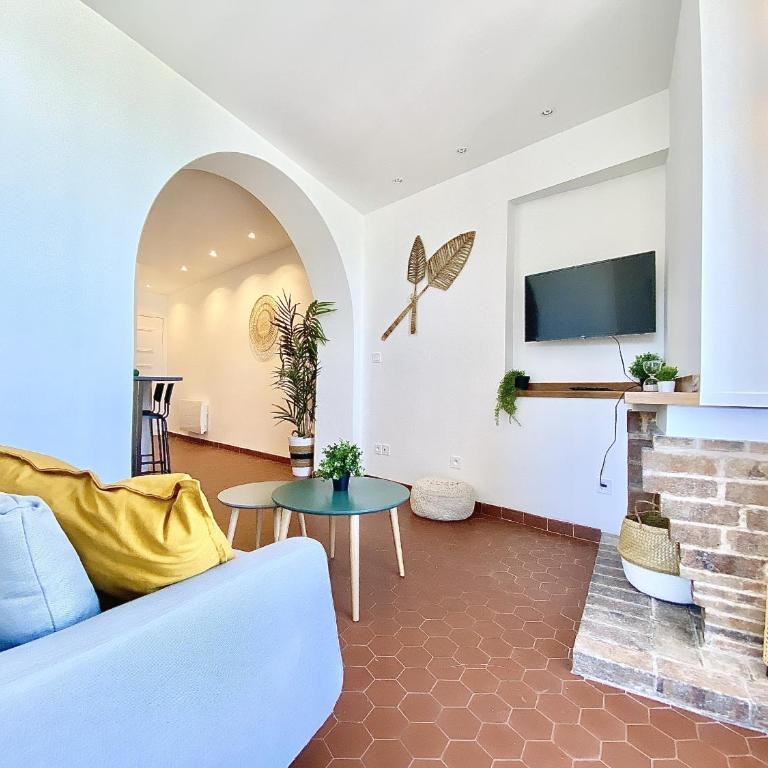 Sablettes Beach-plage-vue mer-centre ville - Studio - Vue sur Mer - 9